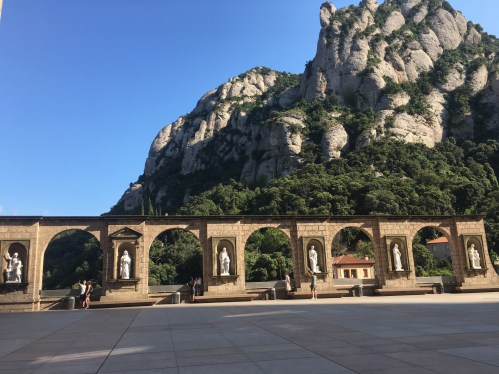 14C8EB14-20E8-44B4-A4DD-5383A81E98B2